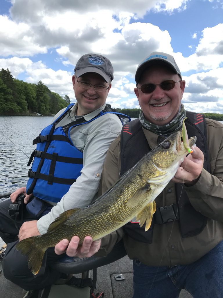 Client Photo Gallery – Greg Bohn – Strictly Walleye – Guide Service ...